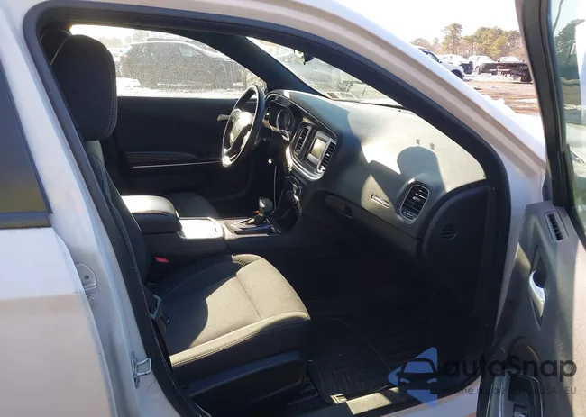 2C3CDXBG4GH328021: 44216148