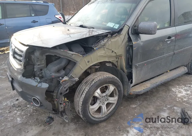 5FNYF4H58CB065726: 44216194