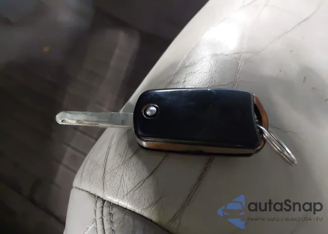 2HNYD2H28DH500976: 44216260