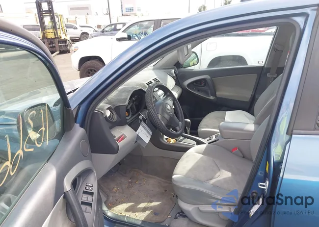 2T3ZF4DV9AW046832: 44216366