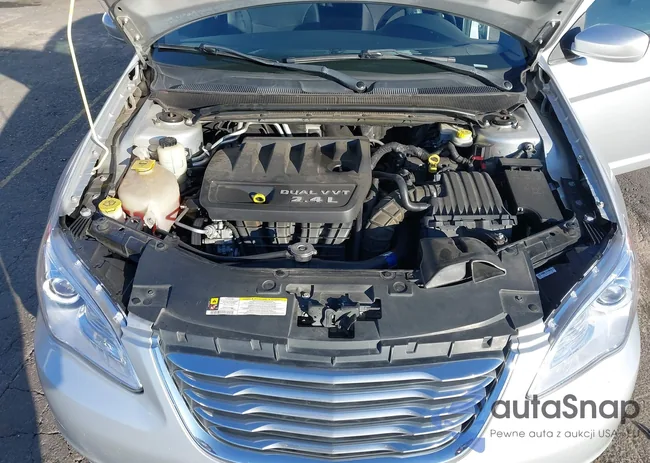 1C3CCBAB2CN320528: 44217423