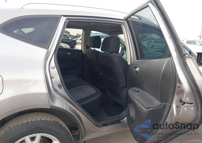 JN8AS5MTXBW577347: 44217428