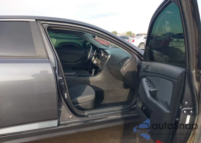 KNAGM4A73F5634952: 44217490