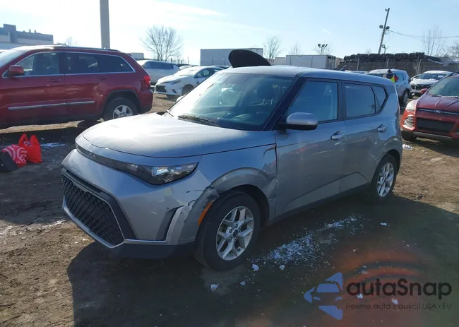 KNDJ23AUXP7883334: 44217624