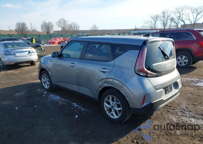 KNDJ23AUXP7883334: 44217624