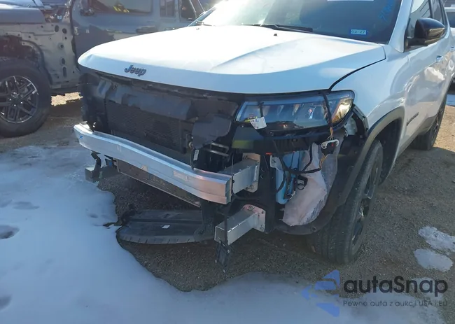 3C4NJDBNXST555594: 44217637