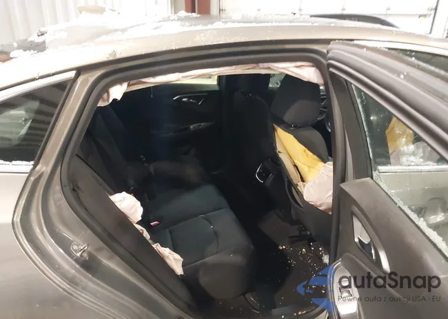 1G1ZE5ST6HF221312: 44217673