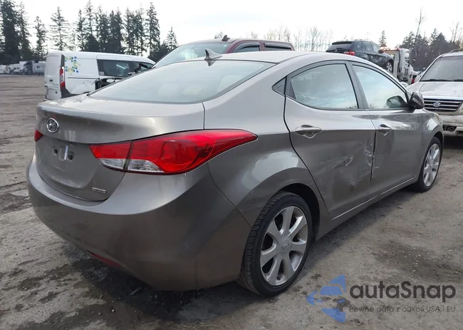 5NPDH4AE1BH012725: 44217692