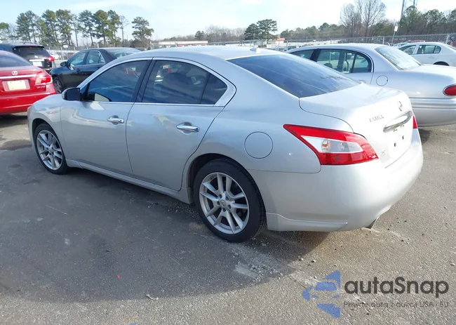 1N4AA5AP7BC850208: 44217840