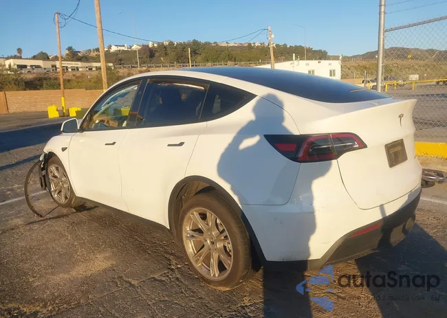 7SAYGDEE5RF090886: 44217857