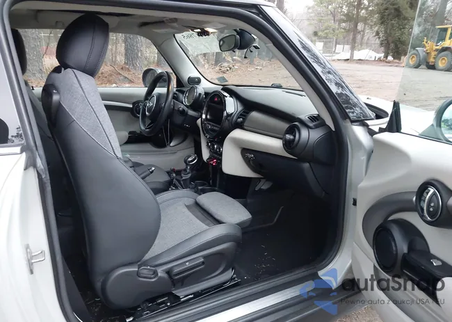 WMWXM5C51F3A57547: 44217865