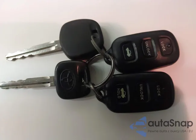 4T1BE32K76U671253: 44217911