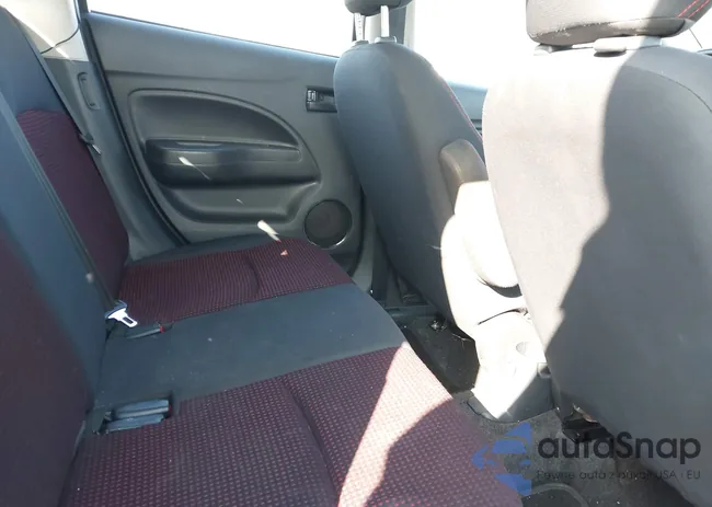 ML32A5HJ0KH004962: 44217909