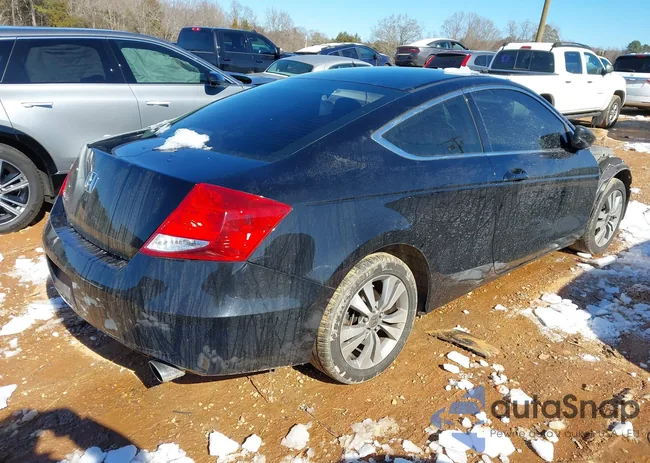 1HGCS1B71BA006203: 44217035