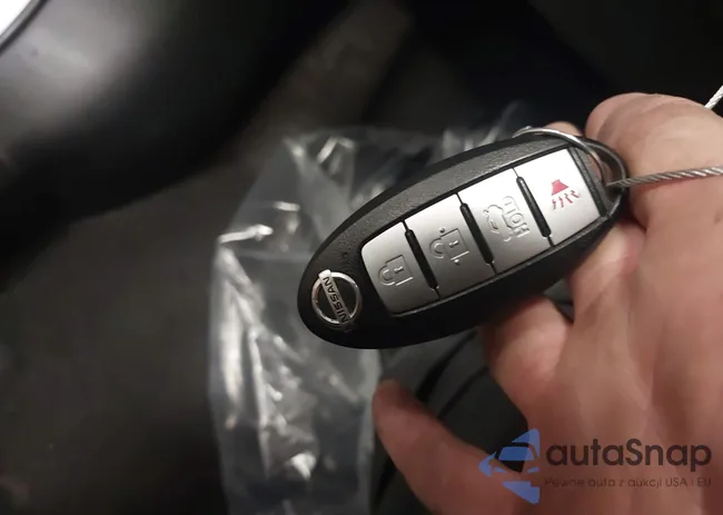 3N1CN8DV4ML905209: 44217158