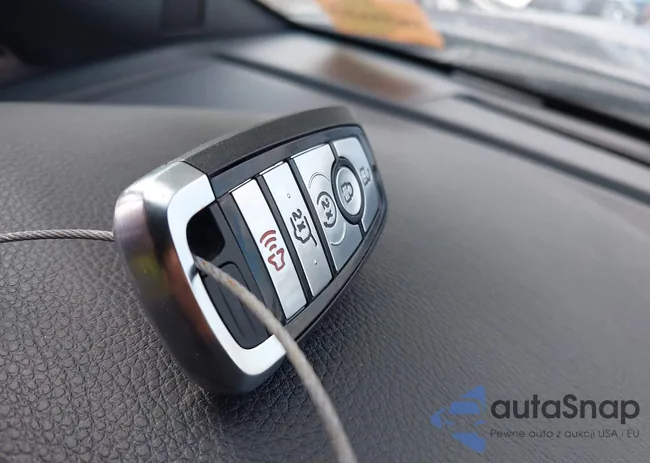 1FMJU1JT1MEA76564: 44218368