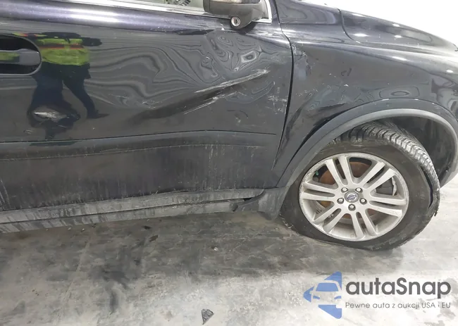 YV4952CZ1B1584868: 44218389