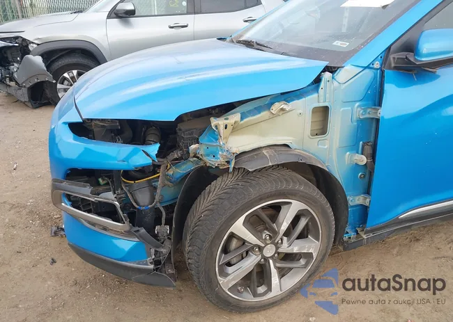 KM8K3CA52JU066793: 44218421