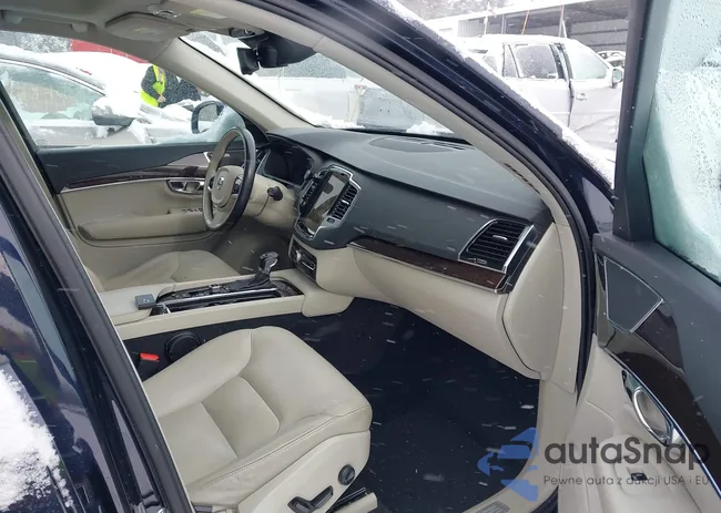 YV4A22PK2G1085751: 44218469