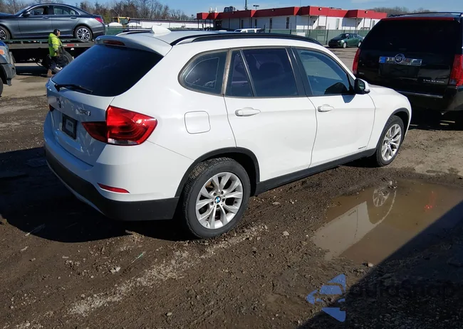 WBAVL1C52DVR84011: 44218491