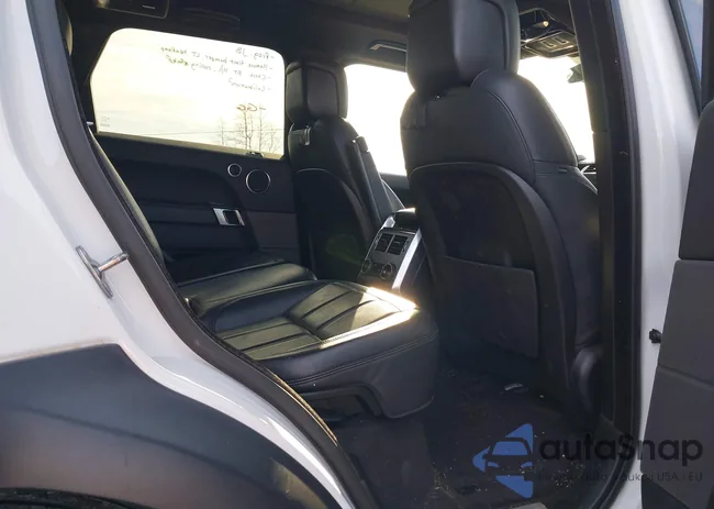 SALWR2RV7KA840101: 44218536