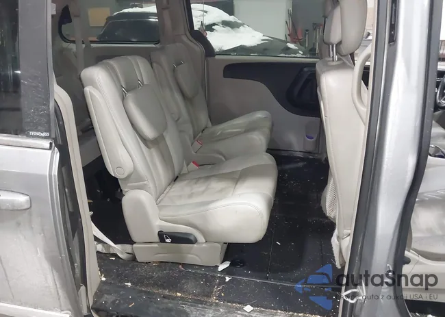 2C4RC1BG3DR691955: 44218634