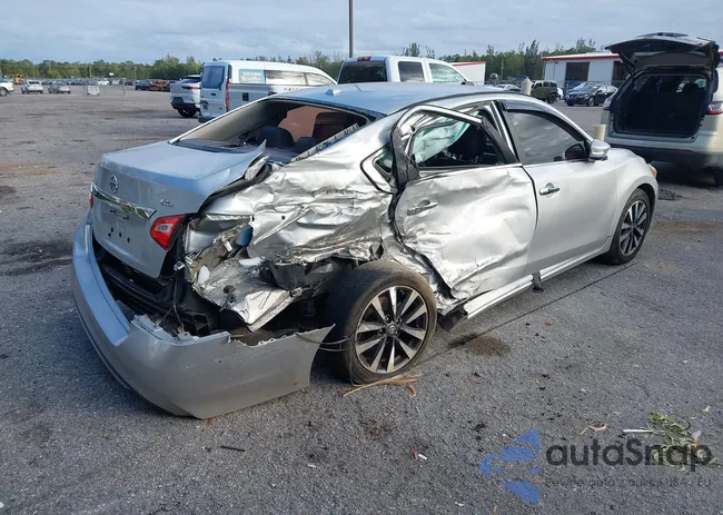 1N4AL3AP1HC195714: 44218672