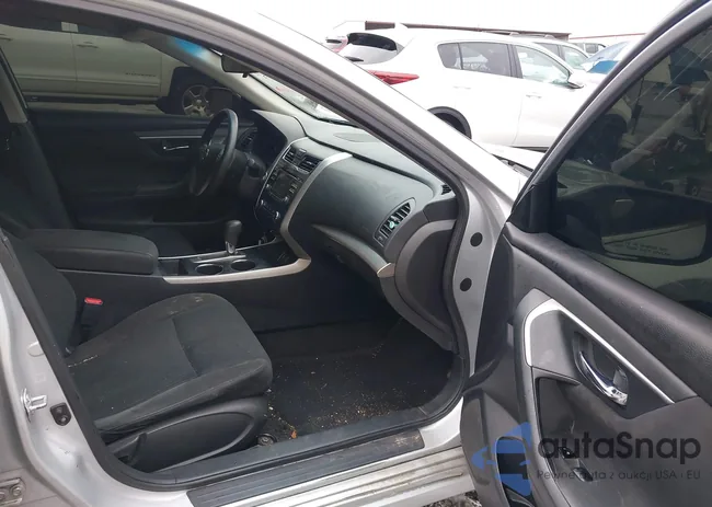 1N4AL3AP2FC149077: 44218731