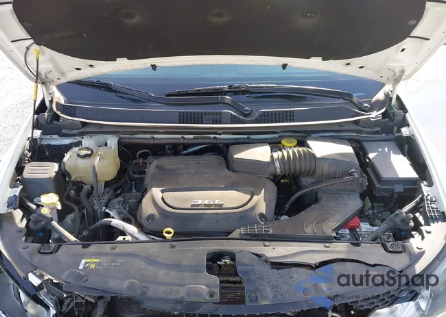 2C4RC1BG4JR246538: 44218918