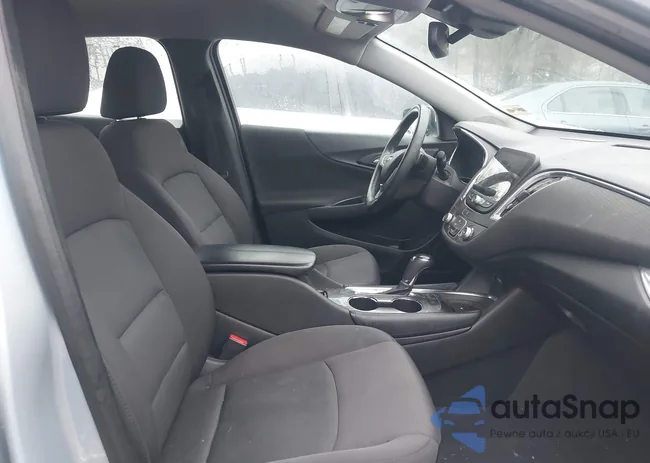 1G1ZE5ST1HF271423: 44218010