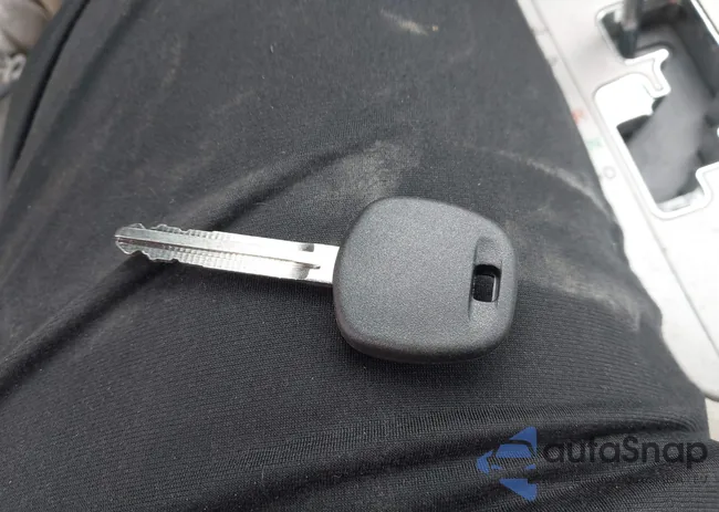 4T1BF3EK2BU136883: 44218077