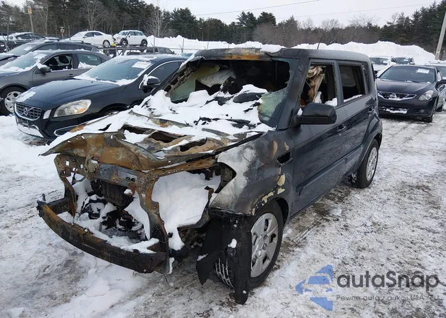 KNDJT2A55C7741385: 44218163