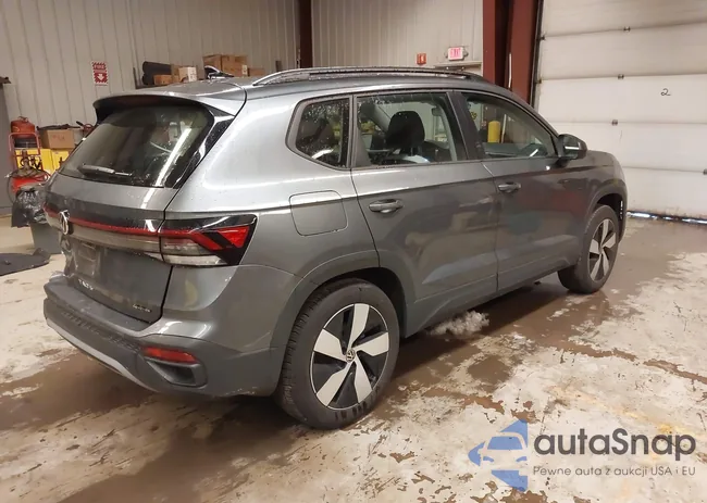 3VV8C7B22SM039000: 44218228