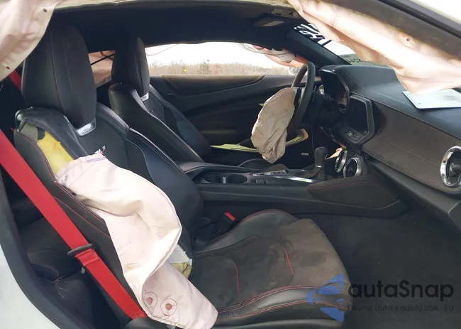 1G1FJ1R6XJ0130592: 44218244