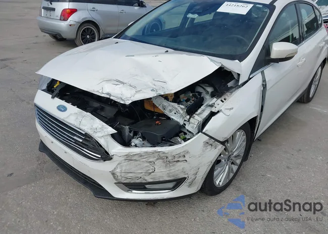 1FADP3N28JL243179: 44218262