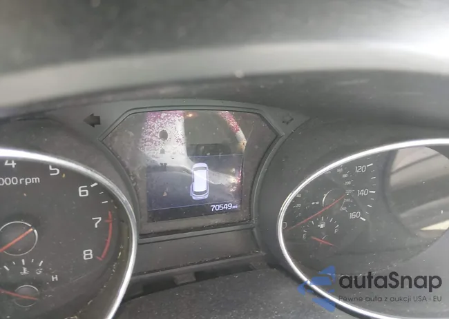 KNDMB5C17K6547232: 44218276