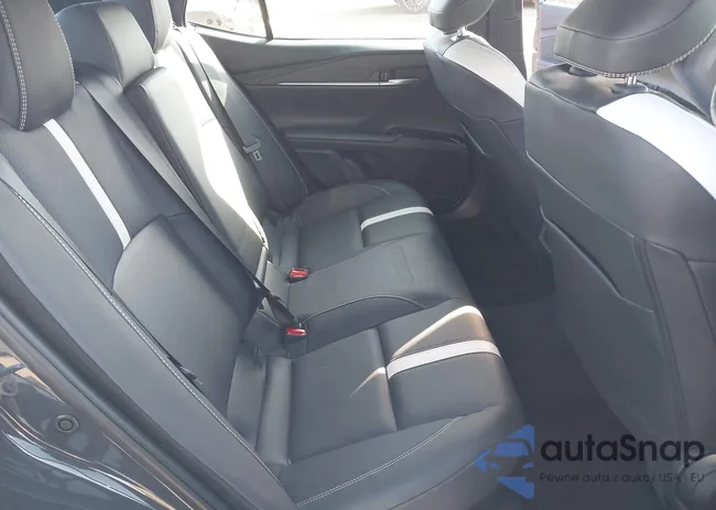 4T1DBADK0TU040195: 44218277