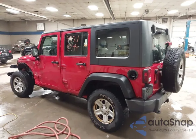 1J4BA3H1XAL205498: 44218314