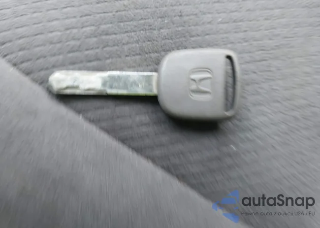 1HGCP2F70CA225088: 44218318