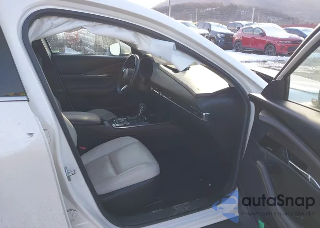 3MVDMBEM0LM103660: 44218321