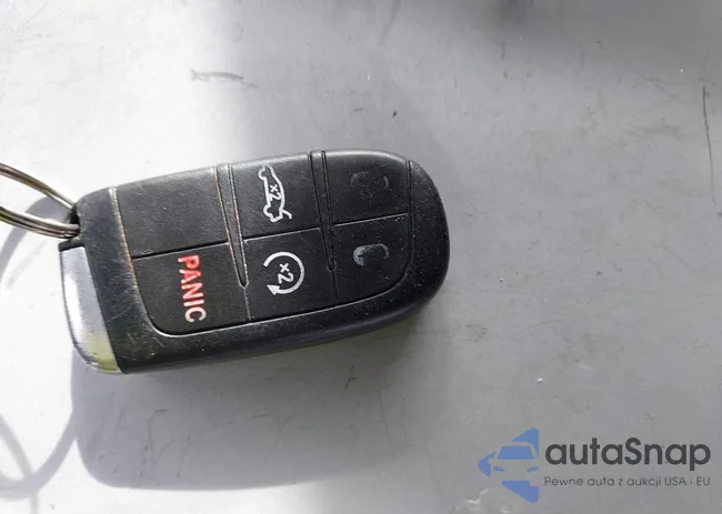 3C4PDDBG0HT535218: 44218325