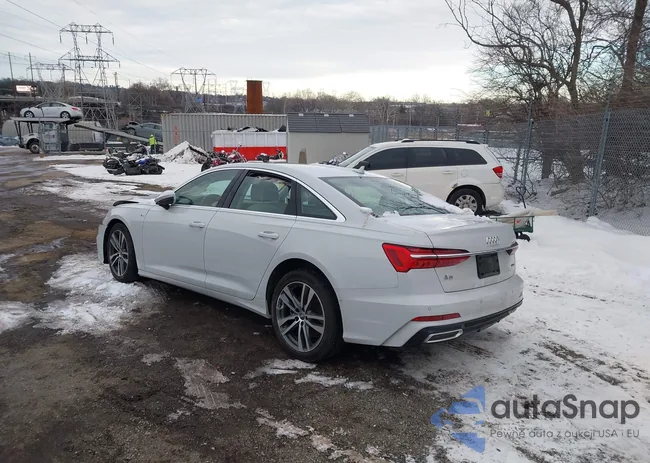 WAUL2AF26KN102122: 44219395