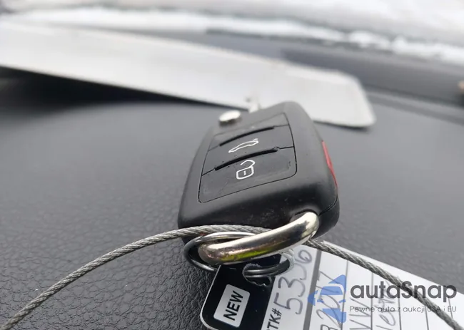 3VWDB7AJ2HM220435: 44219398