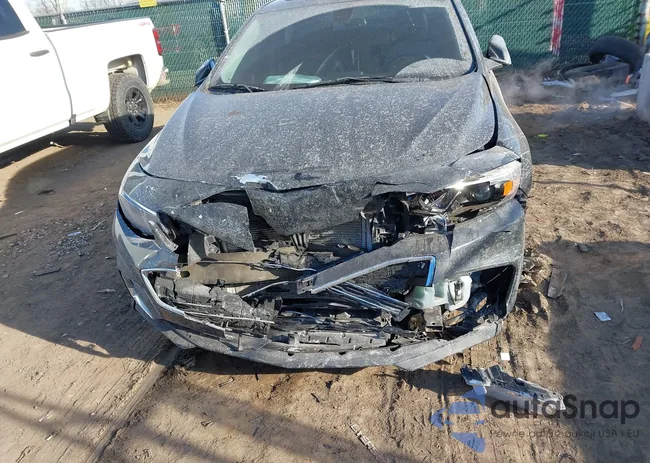 1G1ZD5ST8JF105800: 44219416