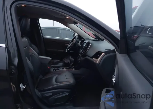 1C4PJLDB2HW522727: 44219422