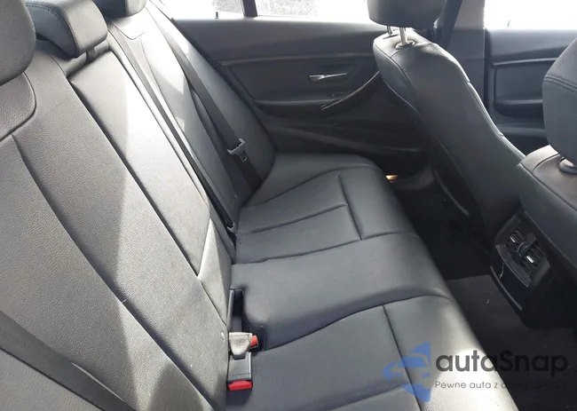 WBA3B1G59ENT00528: 44219428