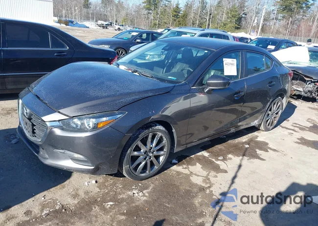 3MZBN1V34JM164706: 44219601