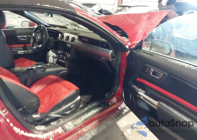 1FATP8UH8N5146623: 44219632