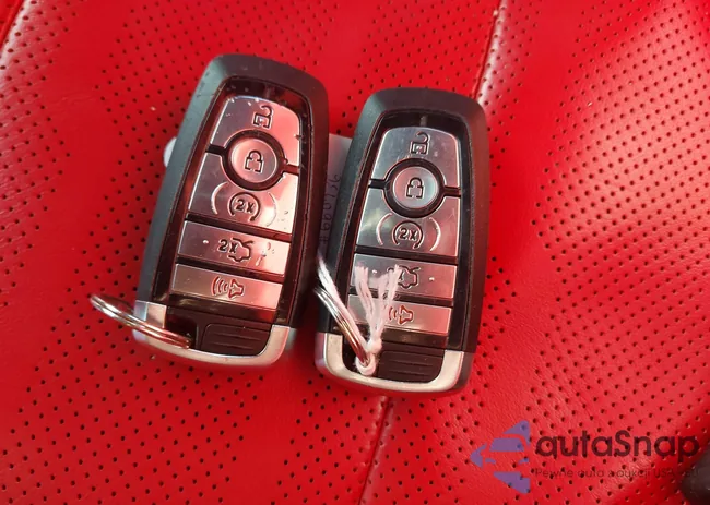 1FATP8UH8N5146623: 44219632