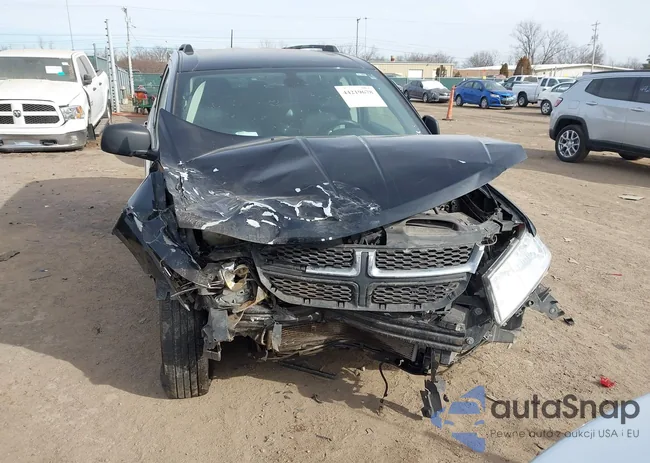 3C4PDCAB0KT758611: 44219678